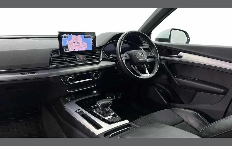 Used Audi Q5 S-Line 200 HP (147 kW) 2021 White SUV