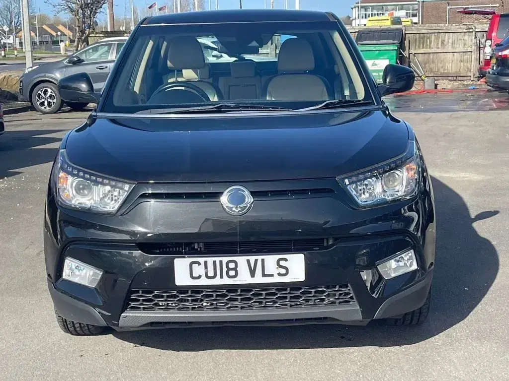 Used SsangYong Tivoli 115 HP (84 kW) 2018 Black SUV