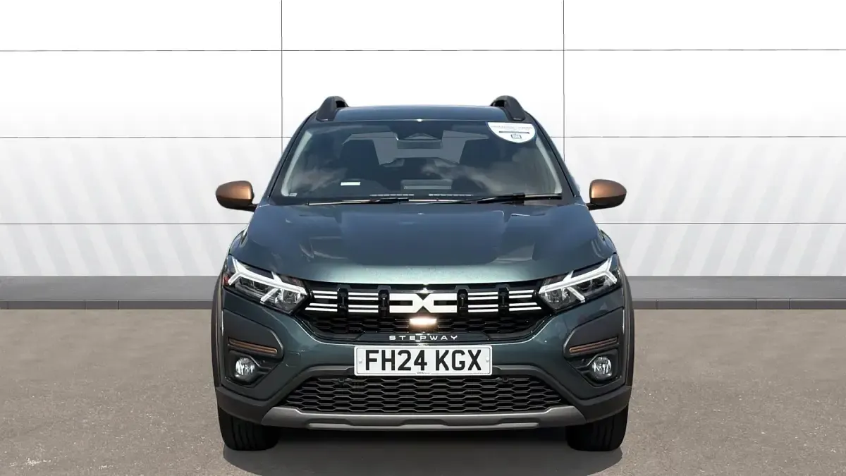 Used Dacia Sandero Extreme 91 HP (66 kW) 2024 Green Hatchback
