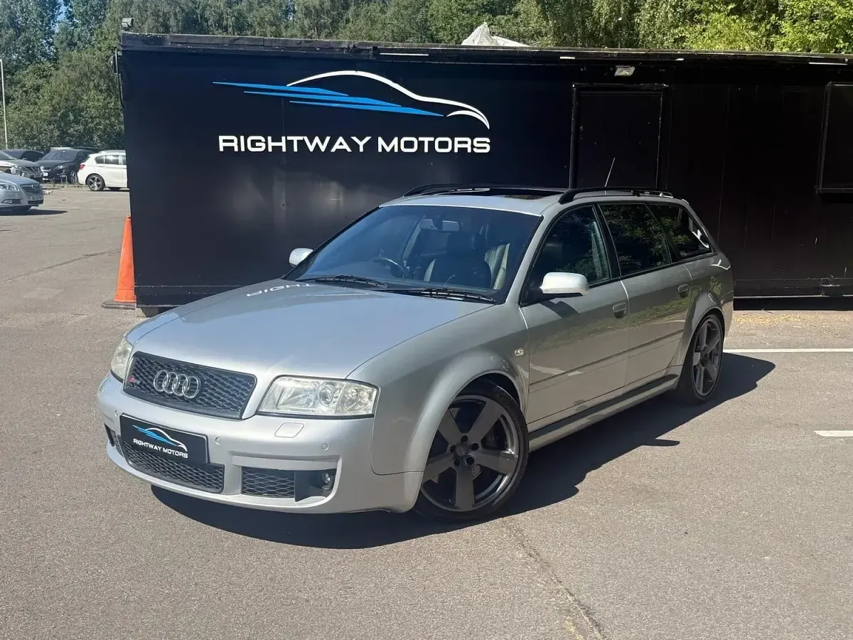 Used Audi RS6 Comfort 473 HP (347 kW) 2004 Silver Estate