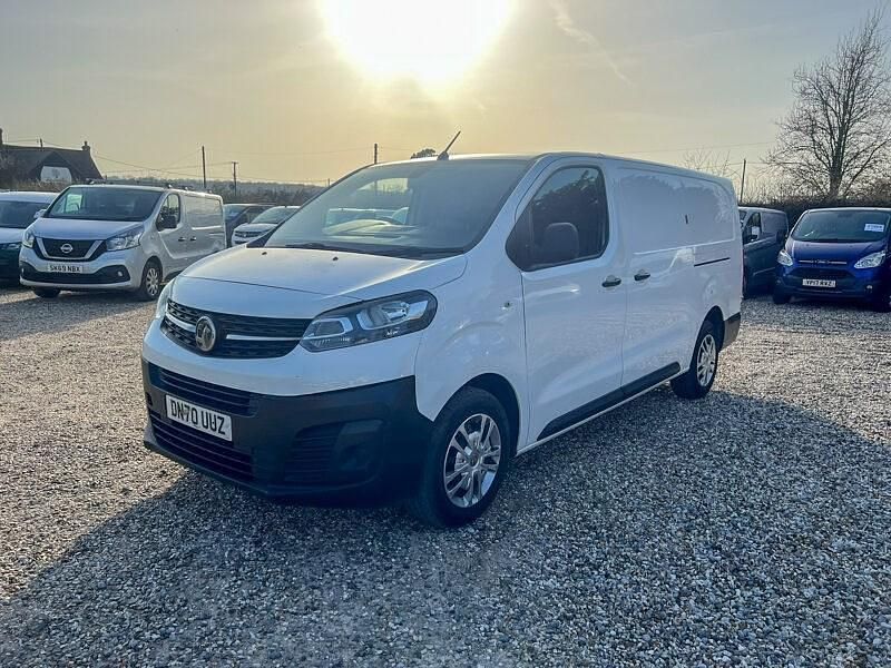 Used Vauxhall Vivaro 100 HP (73 kW) 2020 White MPV
