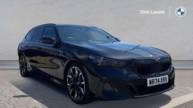 Black Used 2024 BMW 530e M Sport Estate | £45,000 (Good price) - Image 1/4