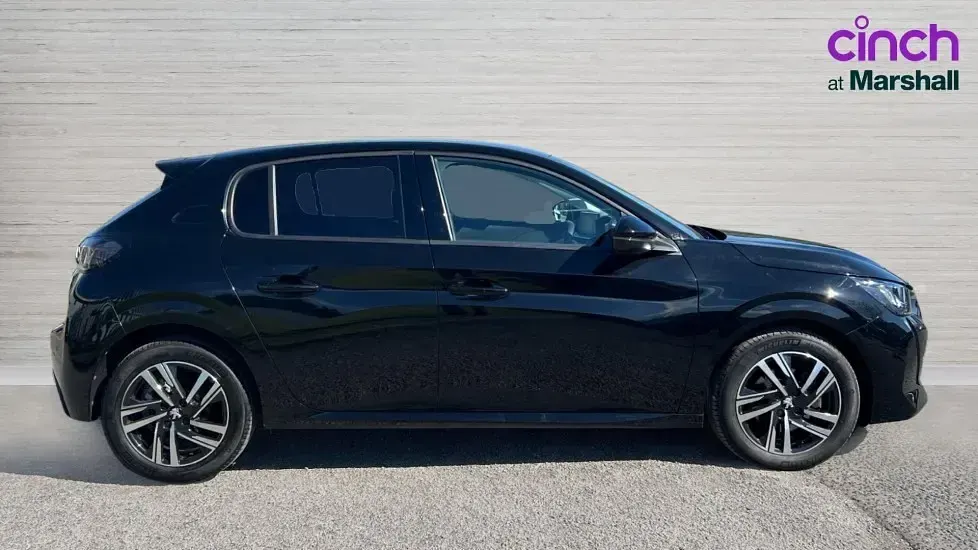 Used Peugeot 208 Allure Premium 100 HP (73 kW) 2022 Black Hatchback