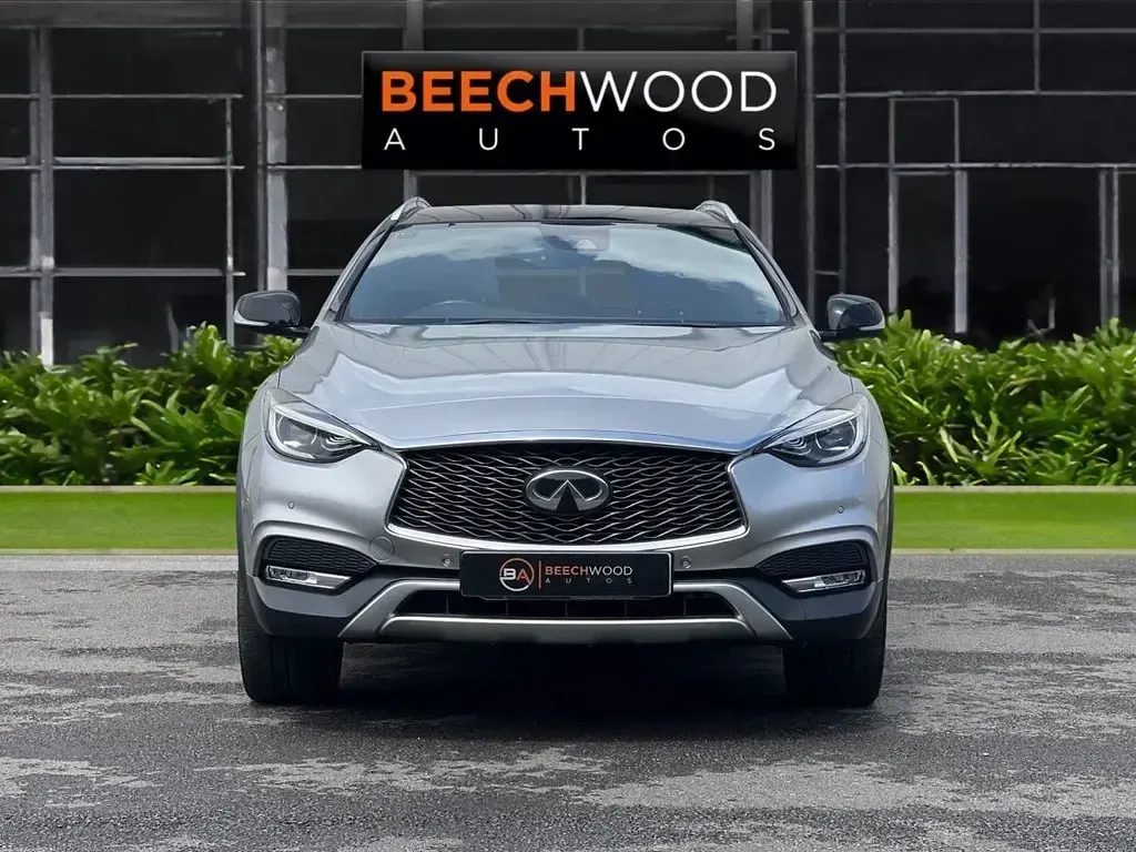 Used Infiniti QX30 Luxe 170 HP (125 kW) 2018 Silver SUV