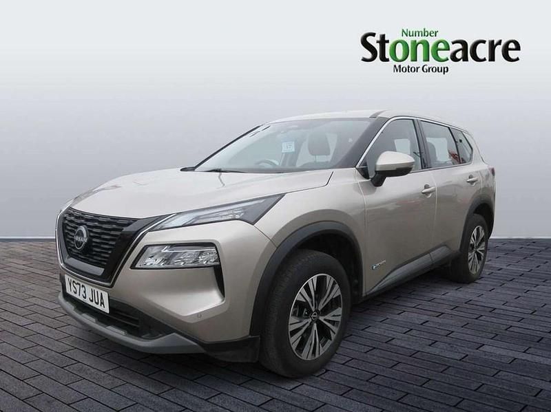 Usado Nissan X-Trail Acenta 213 CV (156 kW) 2023 Plateado SUV