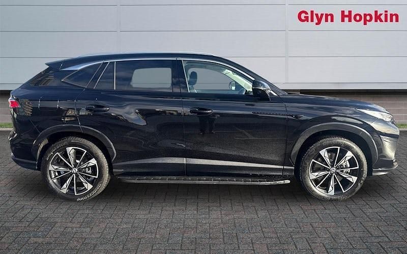 New MG HS SE 299 HP (219 kW) 2025 Black SUV