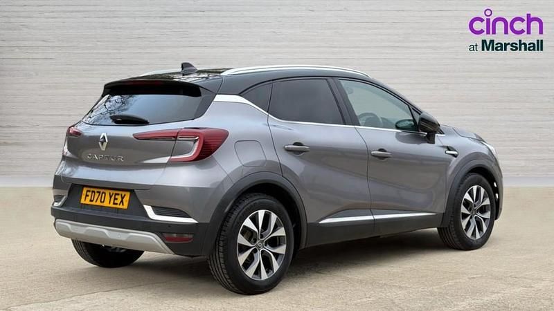 Used Renault Captur Version S 100 HP (73 kW) 2021 Grey SUV