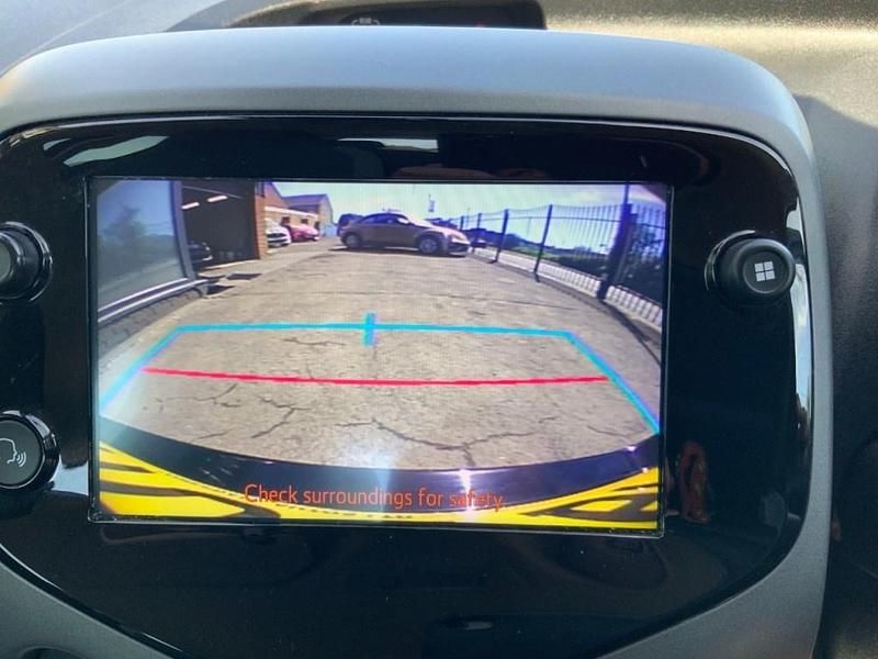 Used Toyota Aygo X-play 2021 Red Hatchback