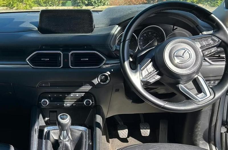 Second-hand Mazda CX-5 Inclusive 165 CP (121 kW) 2020 Argintiu SUV