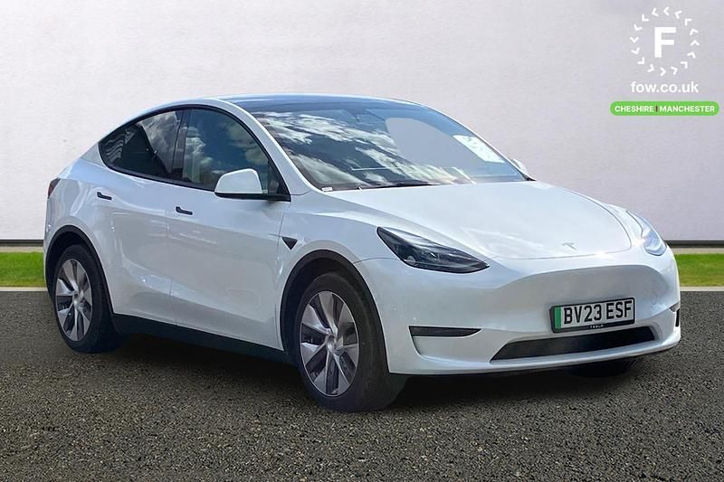 Used Tesla Model Y Long Range AWD 85 kW (116 HP) 2023 White SUV