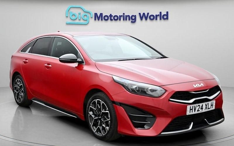 Used Kia ProCeed GT-Line 159 HP (116 kW) 2023 Red Estate