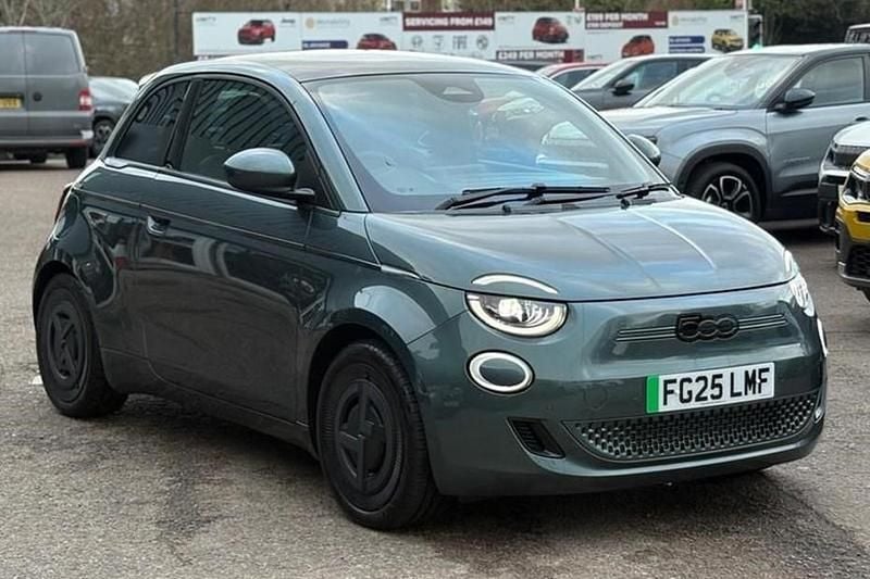 Used Fiat 500e 86 kW (118 HP) 2025 Hatchback