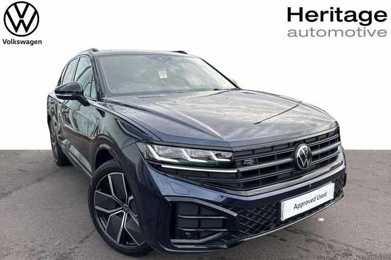 Used 2025 VW Touareg SUV | £51,950 (A bit pricey) - Image 1/4