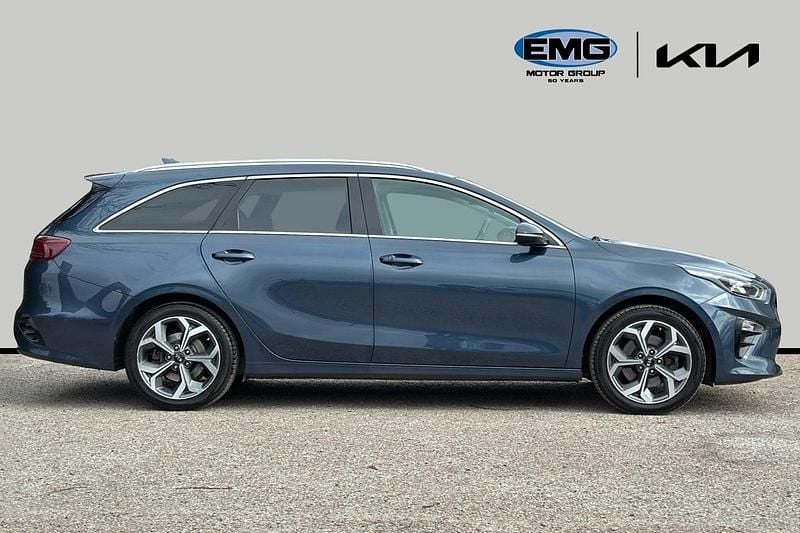 Used Kia Ceed First Edition 138 HP (101 kW) 2018 Blue Hatchback