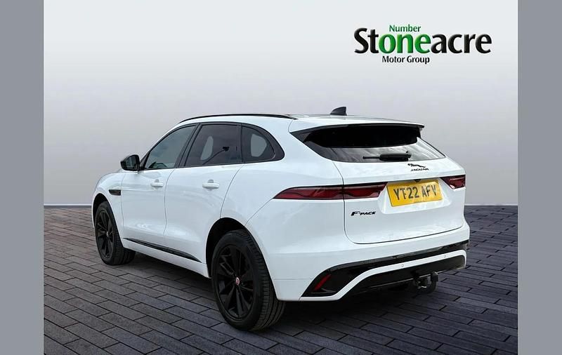 Begagnad Jaguar F-Pace R-Dynamic 200 HK (147 kW) 2022 Vit SUV