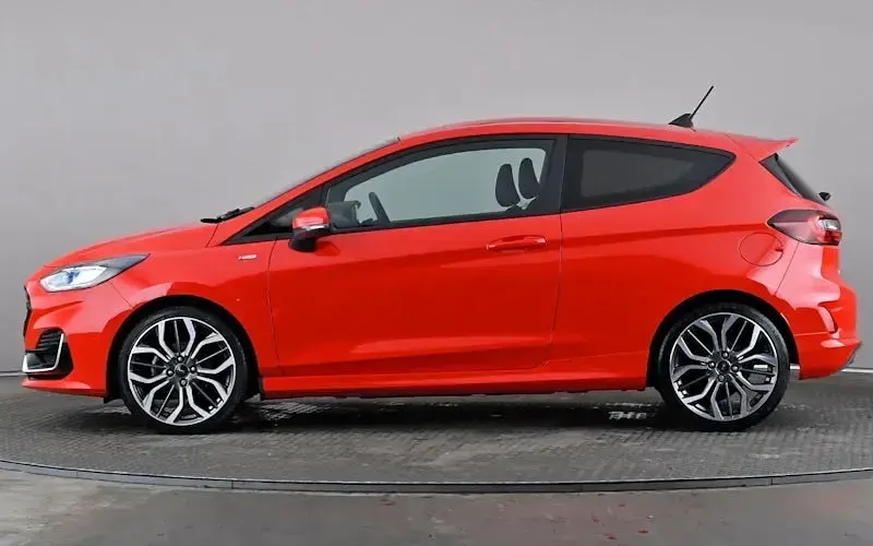 Used Ford Fiesta ST-Line 125 HP (91 kW) 2021 Red Hatchback