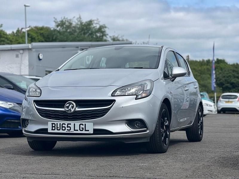 Used Vauxhall Corsa SRi 89 HP (65 kW) 2015 Silver Hatchback