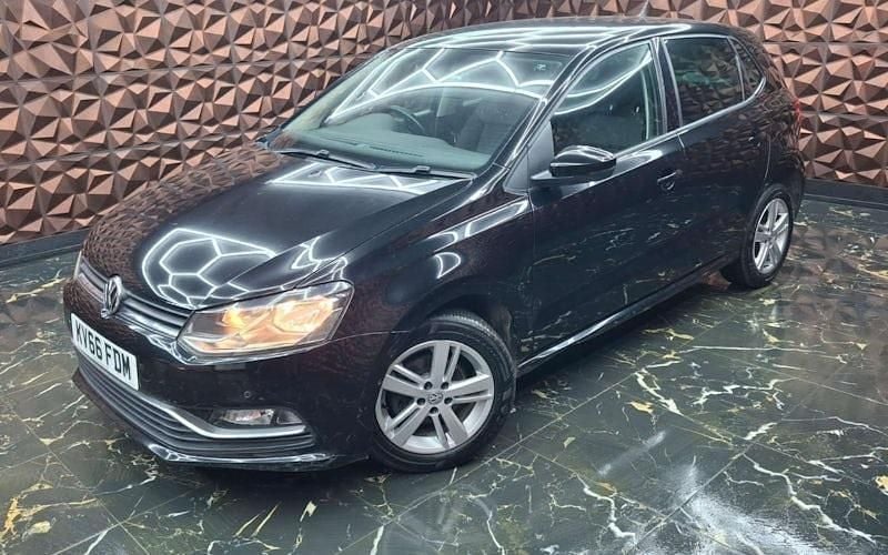 Used VW Polo Match 90 HP (66 kW) 2016 Black Hatchback