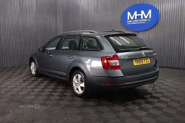 Used Skoda Octavia SE 115 HP (84 kW) 2019 Grey Estate