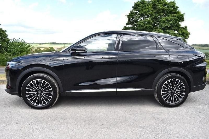 Used Omoda 9 449 HP (330 kW) 2025 Black SUV