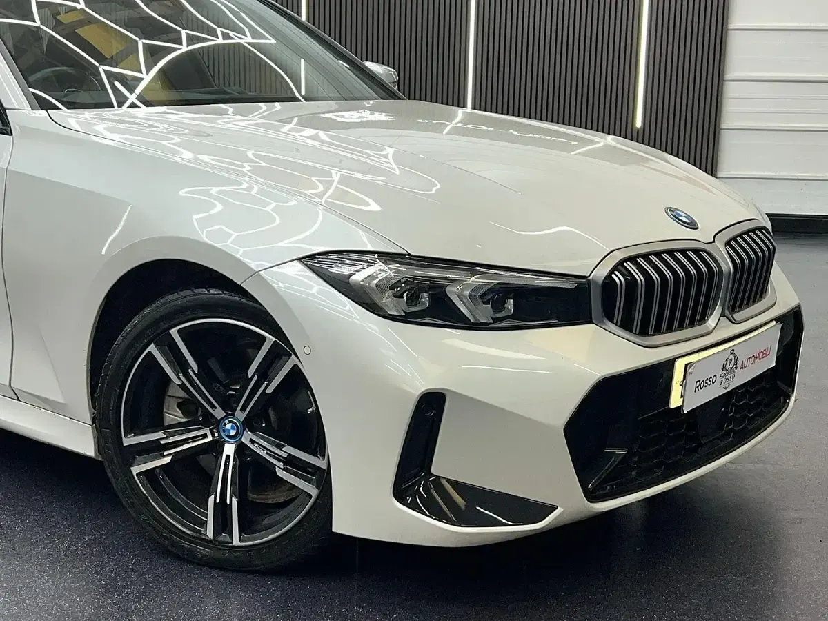 Used BMW 330e M Sport 2022 White Estate