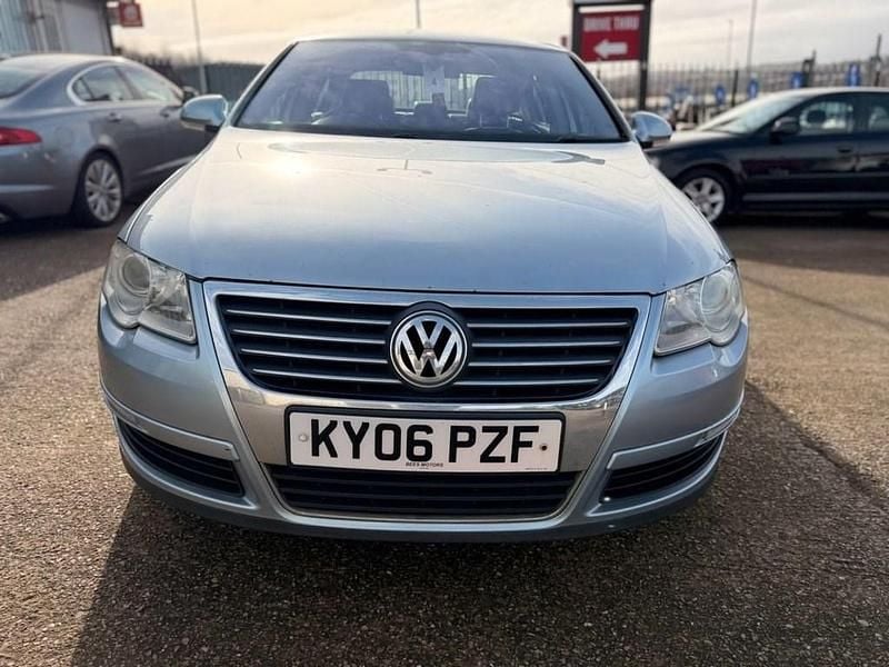 Used VW Passat SEL 2006 Blue Sedan