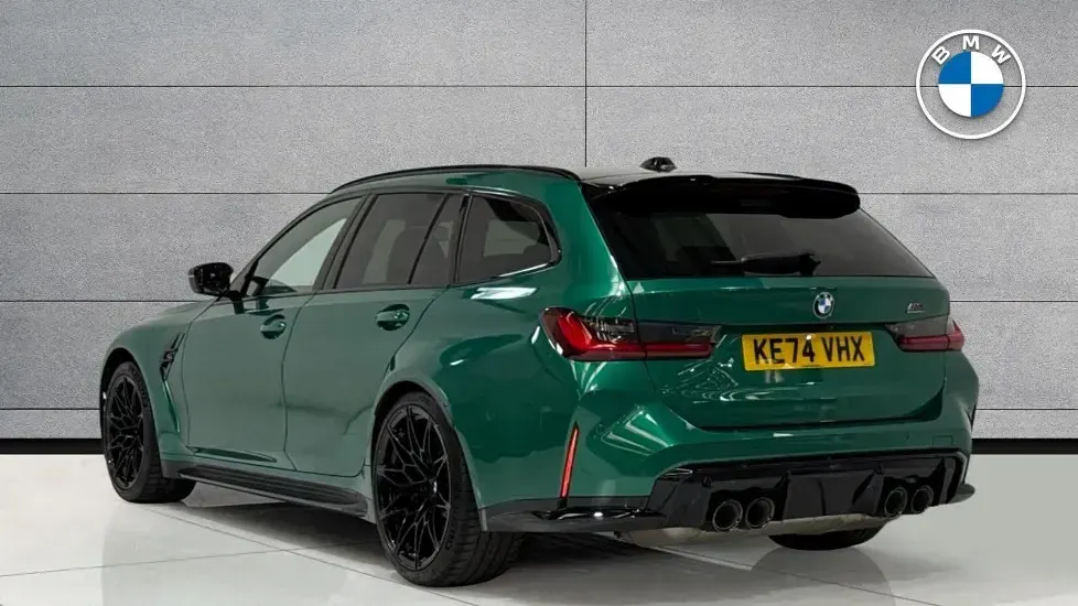 Begagnad BMW M3 Competition Edition 523 HK (384 kW) 2024 Grön Kombi