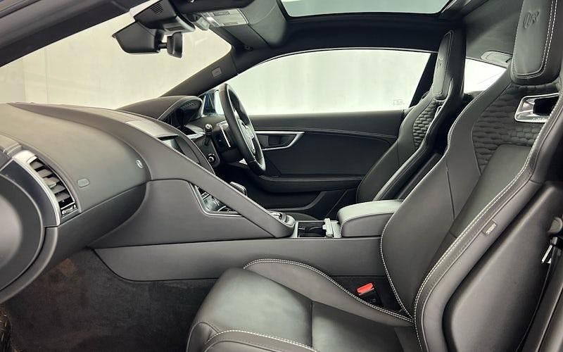 Used Jaguar F-Type Supercharged 575 HP (422 kW) 2022 Coupe