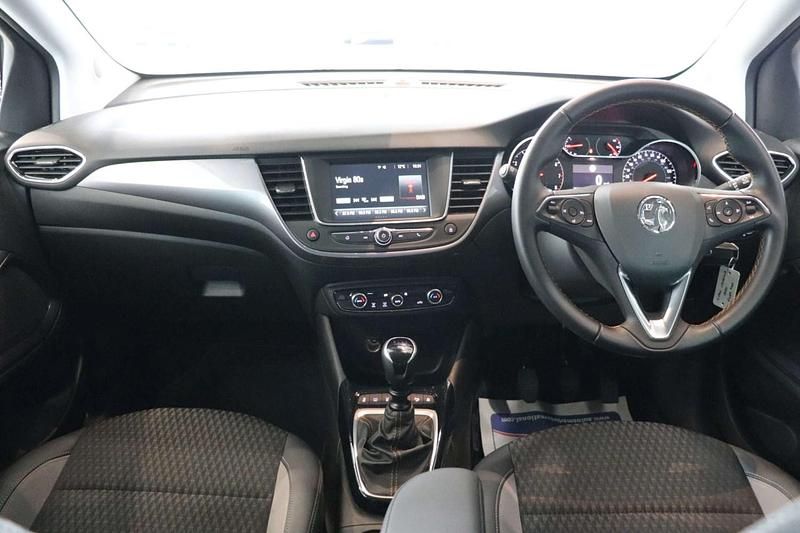 Used Vauxhall Crossland X Elite 130 HP (95 kW) 2019 Grey SUV