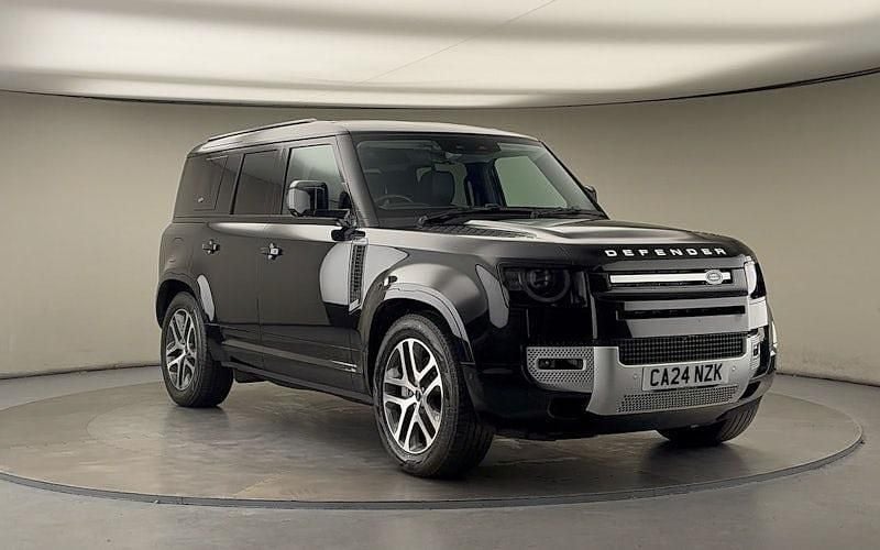 Used Land Rover Defender 404 HP (297 kW) 2023 Santorini black SUV
