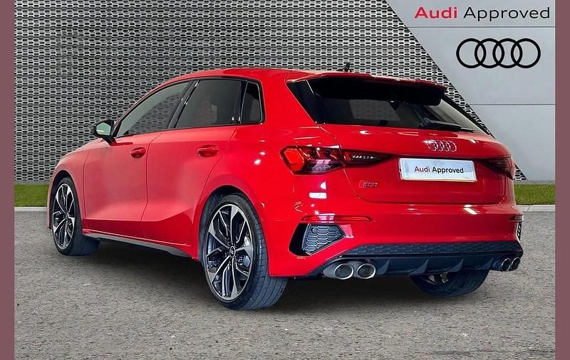 Used Audi S3 Sportback Advanced 310 HP (228 kW) 2021 Red Hatchback