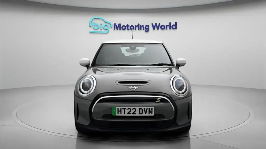 Used Mini Cooper SE Hatch 135 kW (184 HP) 2022 Hatchback