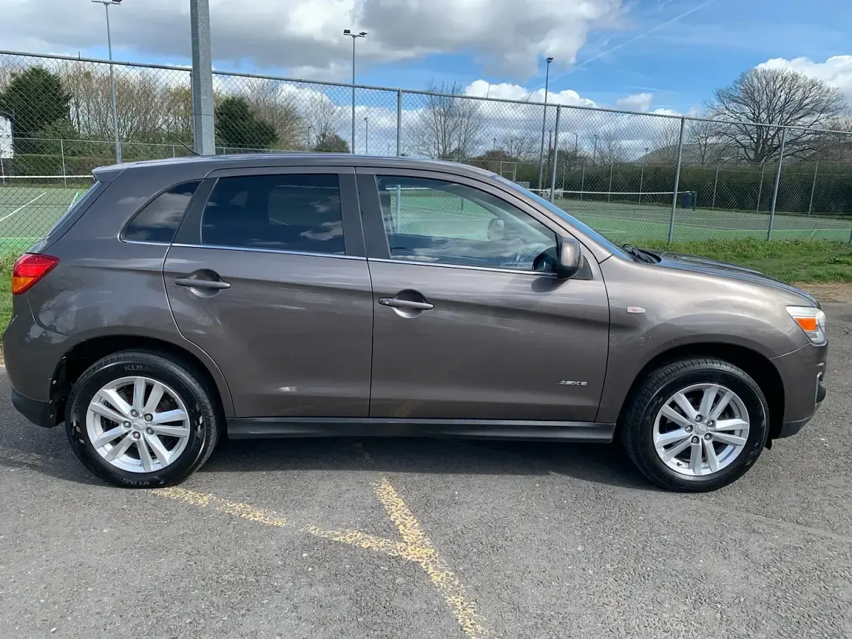 Used Mitsubishi ASX 115 HP (84 kW) 2013 Brown SUV