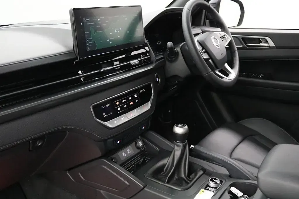 New KGM Musso 202 HP (148 kW) 2025 Grey Pickup