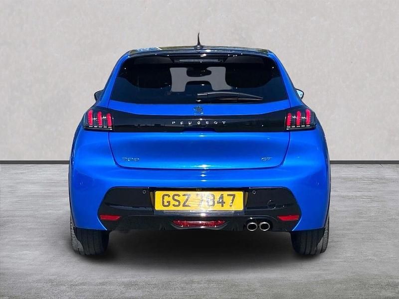 Second-hand Peugeot 208 GT 2023 Albastru Hatchback