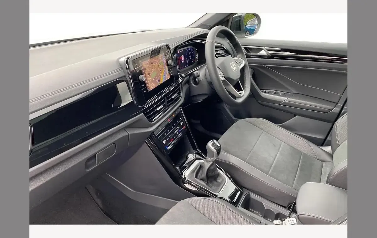 Ny VW T-Roc Design 150 HK (110 kW) 2026 Vit SUV