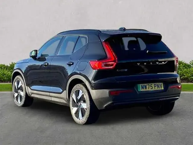 Nuevo Volvo EX40 Plus 185 kW (252 CV) 2025 Negro SUV