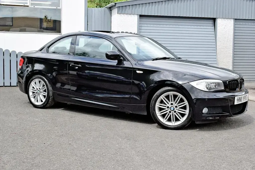Used BMW 120 Coupé M Sport 170 HP (125 kW) 2011 Black Coupe