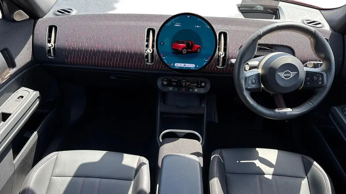 Used Mini Countryman 215 HP (158 kW) 2024 Red SUV