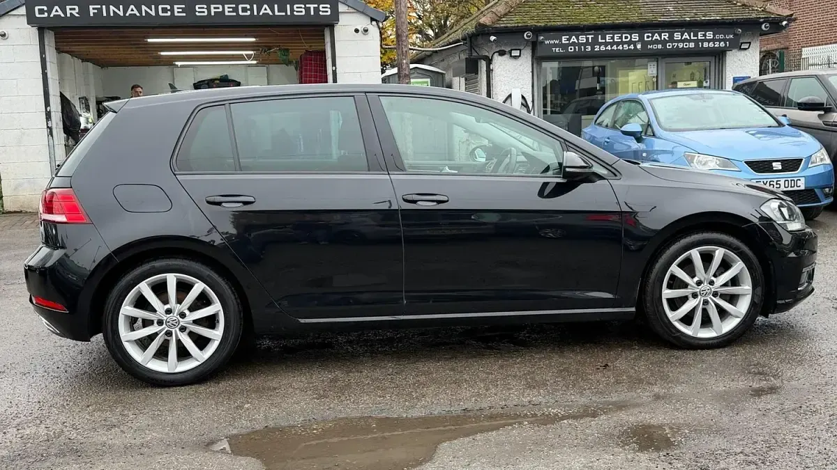Used VW Golf VII GT 150 HP (110 kW) 2018 Black Hatchback