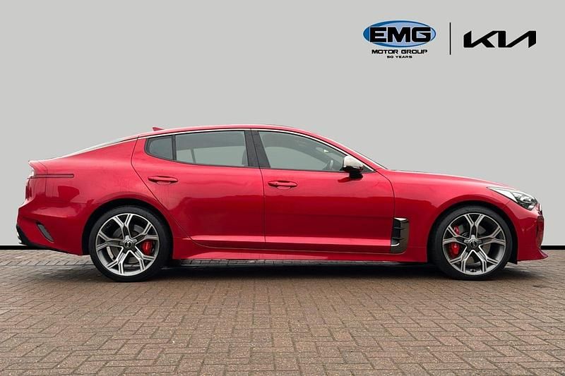 Used Kia Stinger GT 365 HP (268 kW) 2018 Red Hatchback