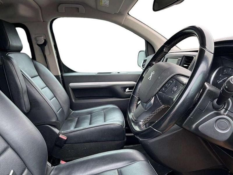 Used Peugeot Traveller Allure 2022 Black MPV