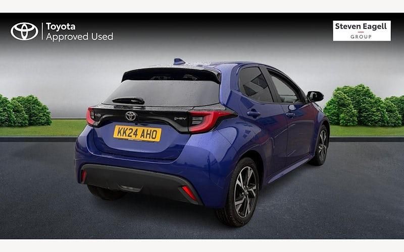 Used Toyota Yaris Hybrid Design 116 HP (85 kW) 2025 Hatchback