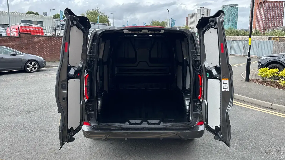 Novo Ford Transit Sport 160 kW (218 HP) 2025 Van