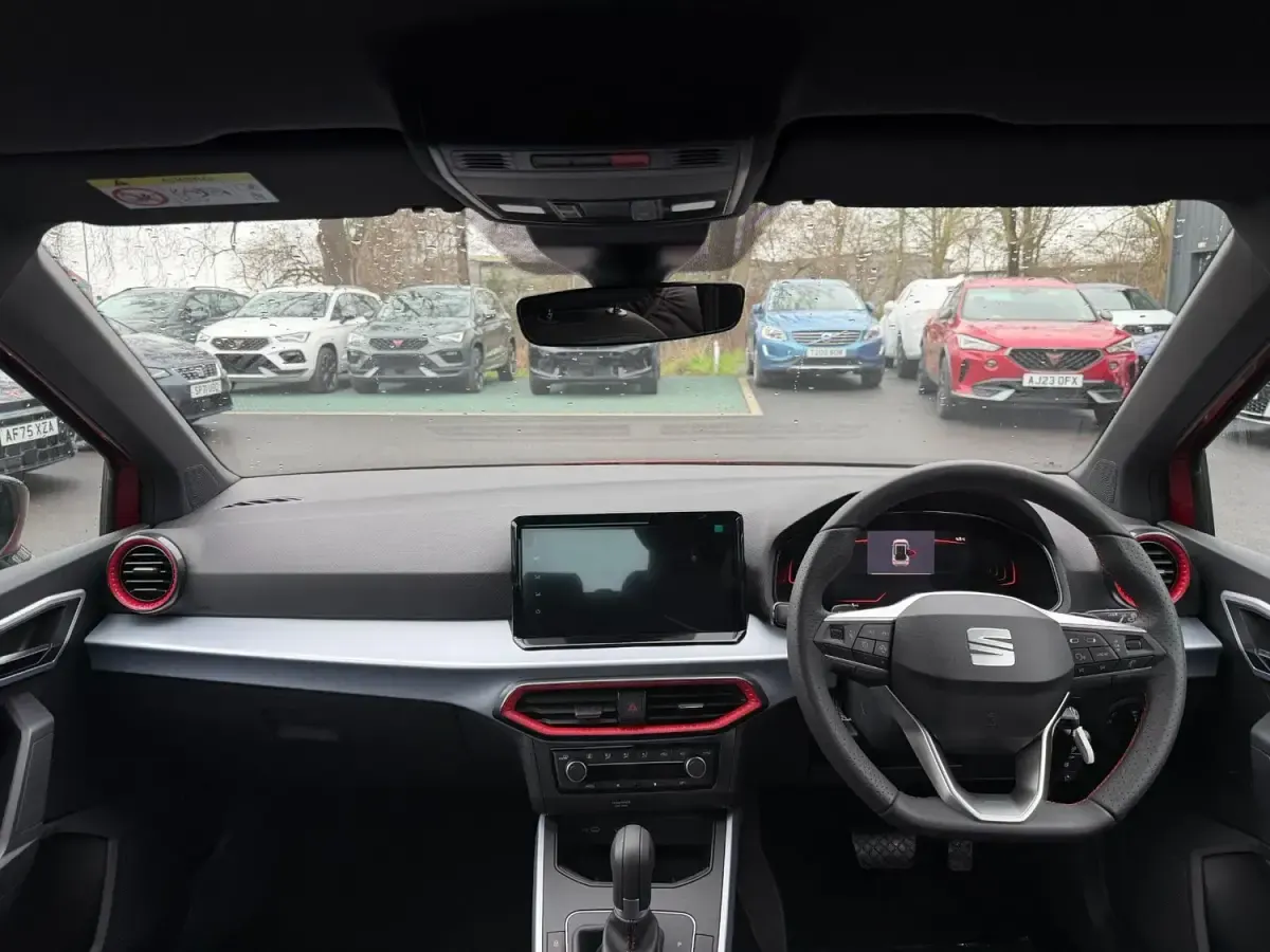 Nuevo Seat Arona FR 115 CV (84 kW) 2026 Rojo SUV