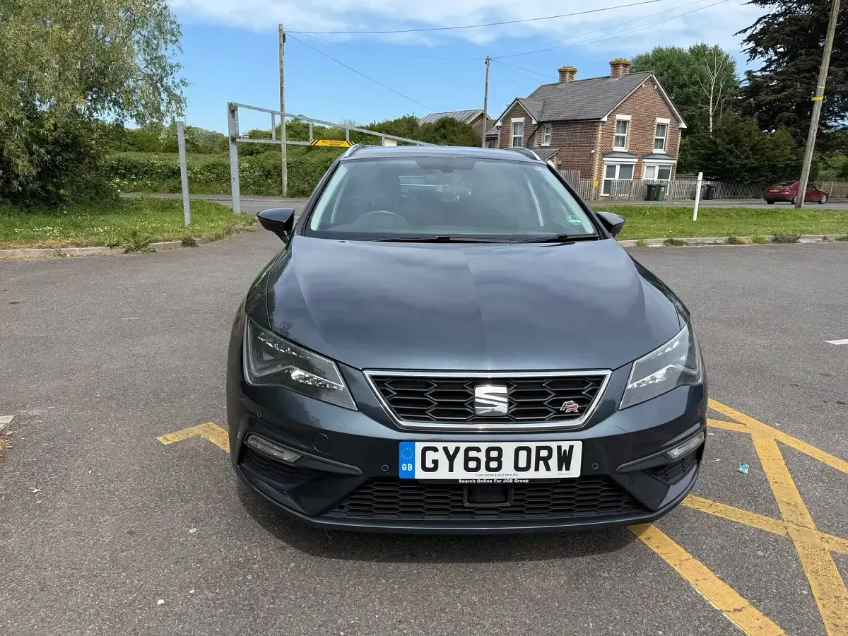 Used Seat Leon ST FR 130 HP (95 kW) 2018 Grey Estate