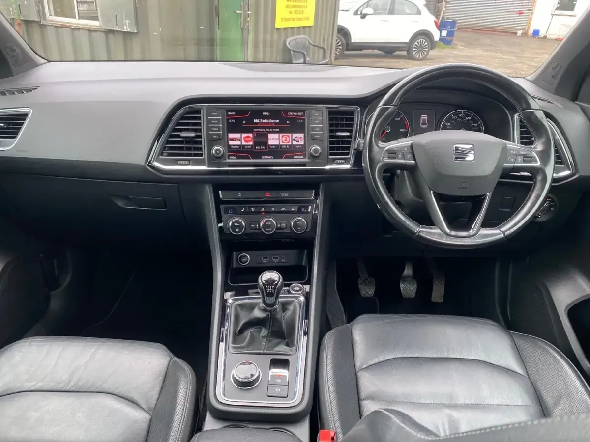 Begagnad Seat Ateca 4Drive 150 HK (110 kW) 2017 Grön SUV