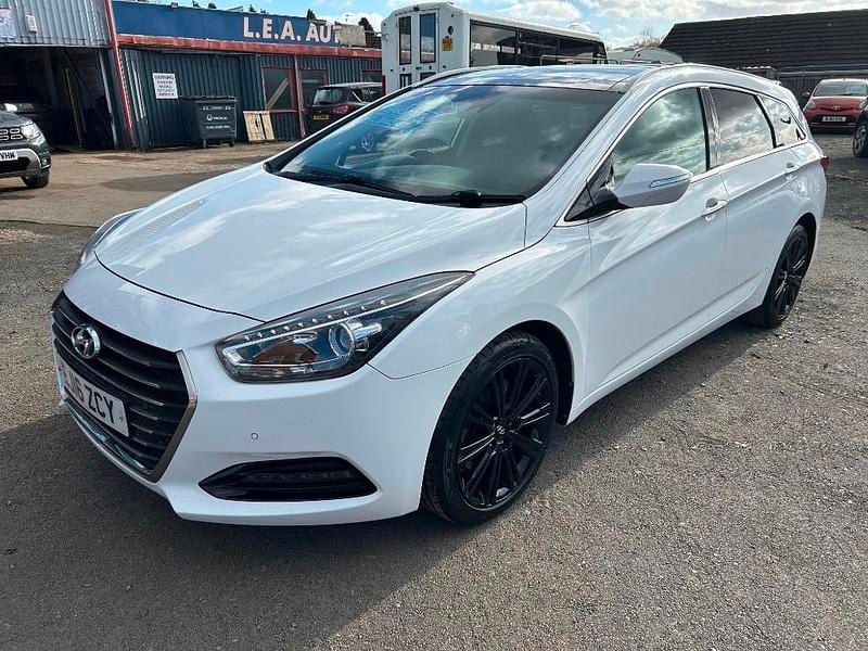 Used Hyundai i40 Premium 2016 White Estate