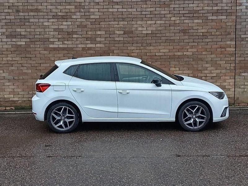 Used Seat Ibiza XCELLENCE 95 HP (69 kW) 2020 White Hatchback