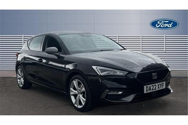 Black Used 2022 Seat Leon FR Hatchback | £15,982 (Fair price) - Image 1/4